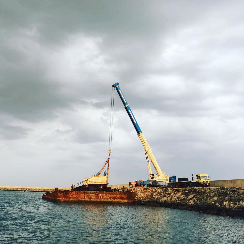 Hydraulic crane rental services in chennai